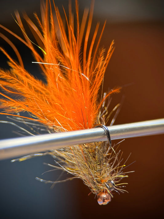 Balanced Leech - Burnt Toast fly side view